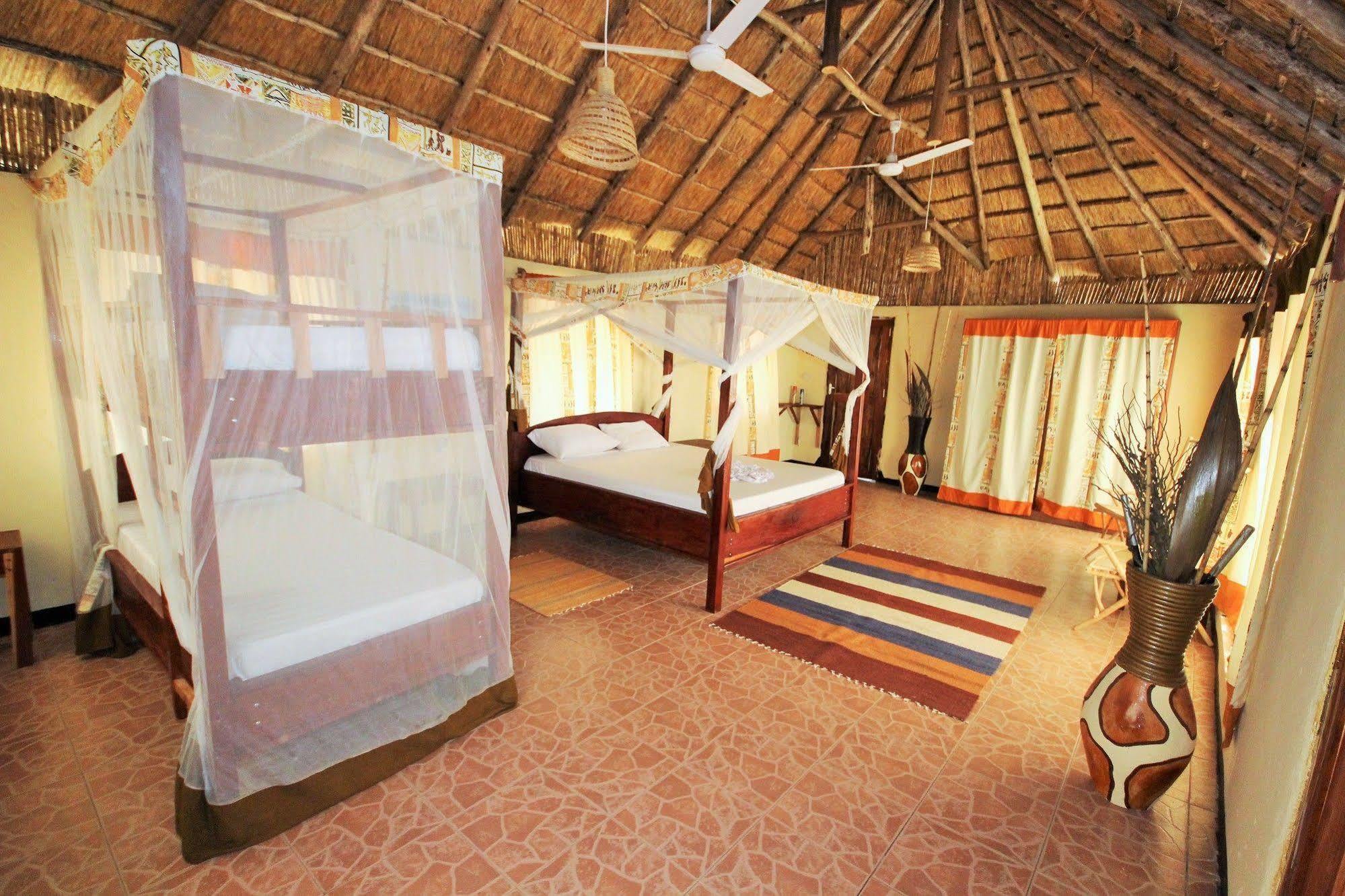 Africa Safari Camp Hotell Mloka Eksteriør bilde